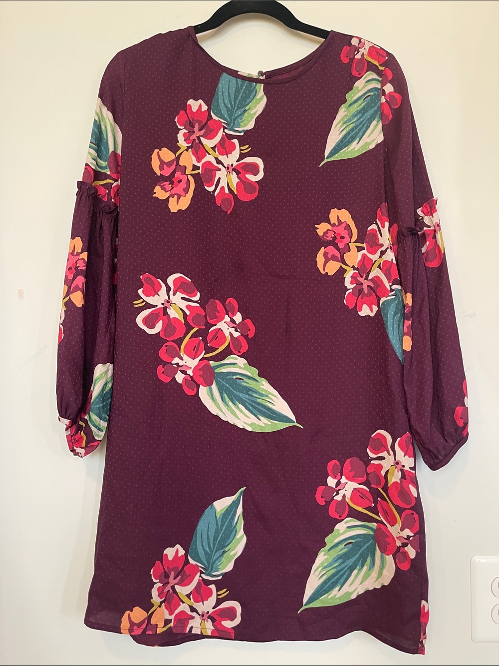 Loft Burgundy floral print dress Size Medium petite